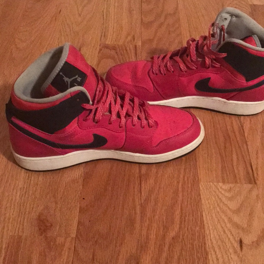 Nike Air Jordan hot pink